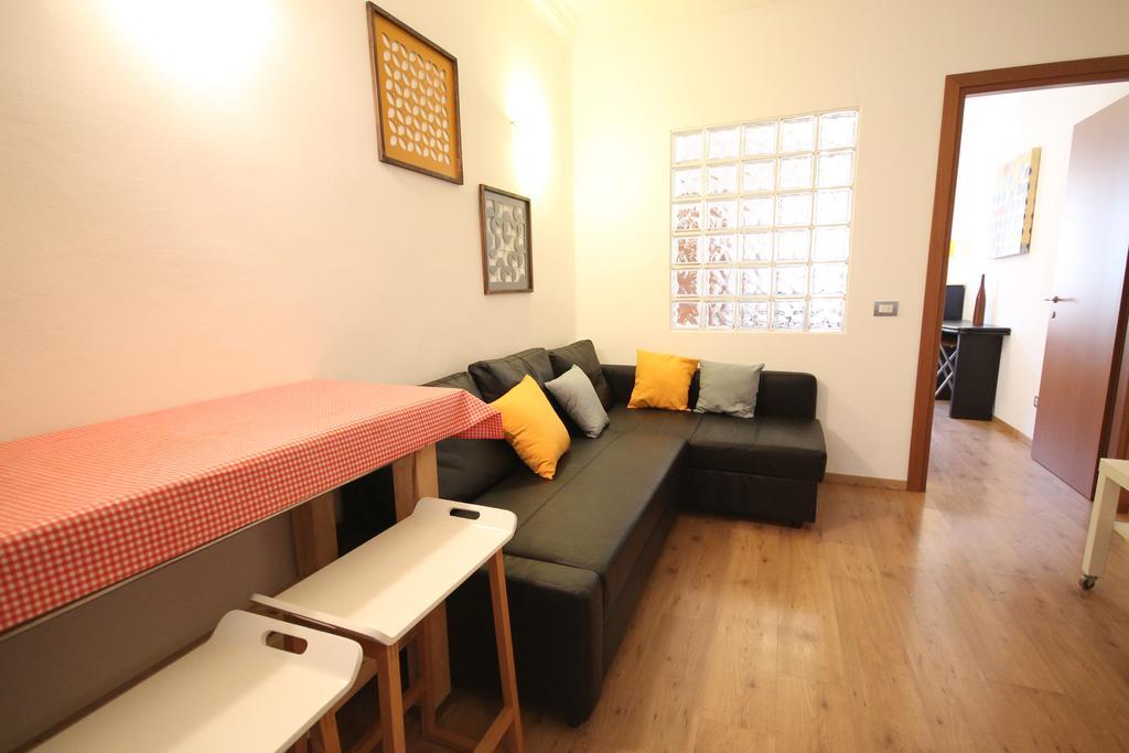 Sant'Agostino Apartment Navigli Milan Bagian luar foto