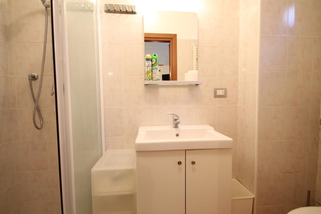 Sant'Agostino Apartment Navigli Milan Bagian luar foto